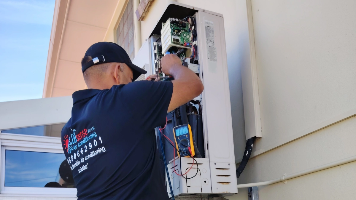 Professional air conditioning fault finding and repair by Airsense