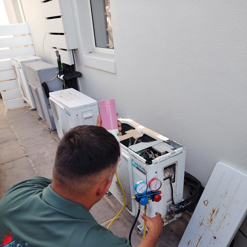 Diagnostic, repair & regas for our customer in Steenberg Estate, Cape Town 